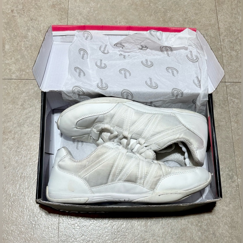White Ace II Chassé Cheerleading Shoes, Size 7